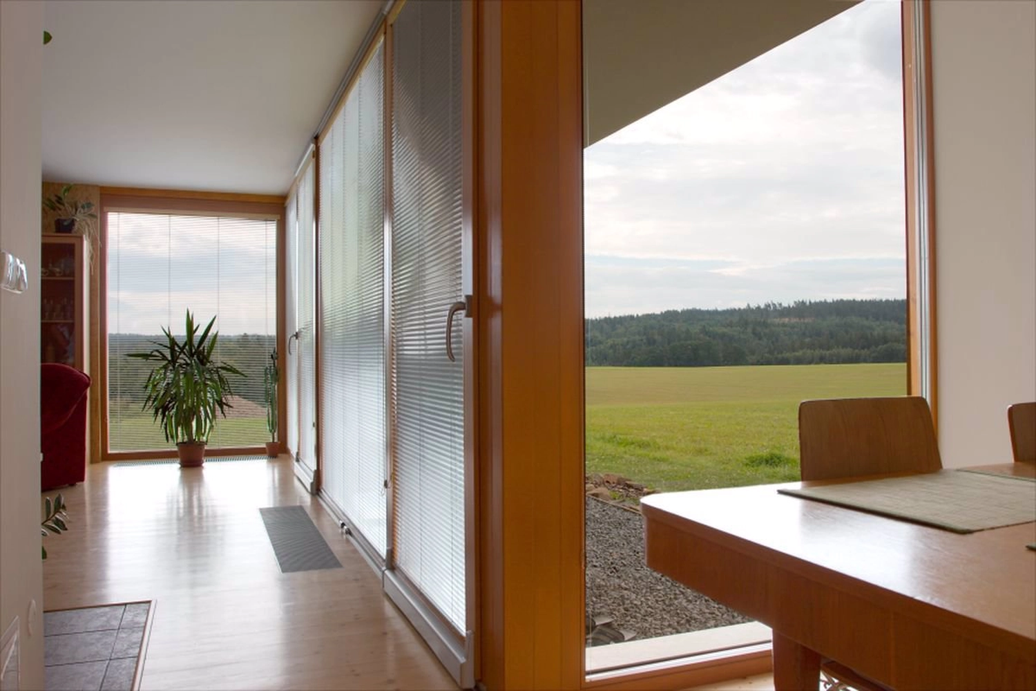 Druckwelt - Tuncay Denizci, Jalousien Isotra-System Klassische Referenz