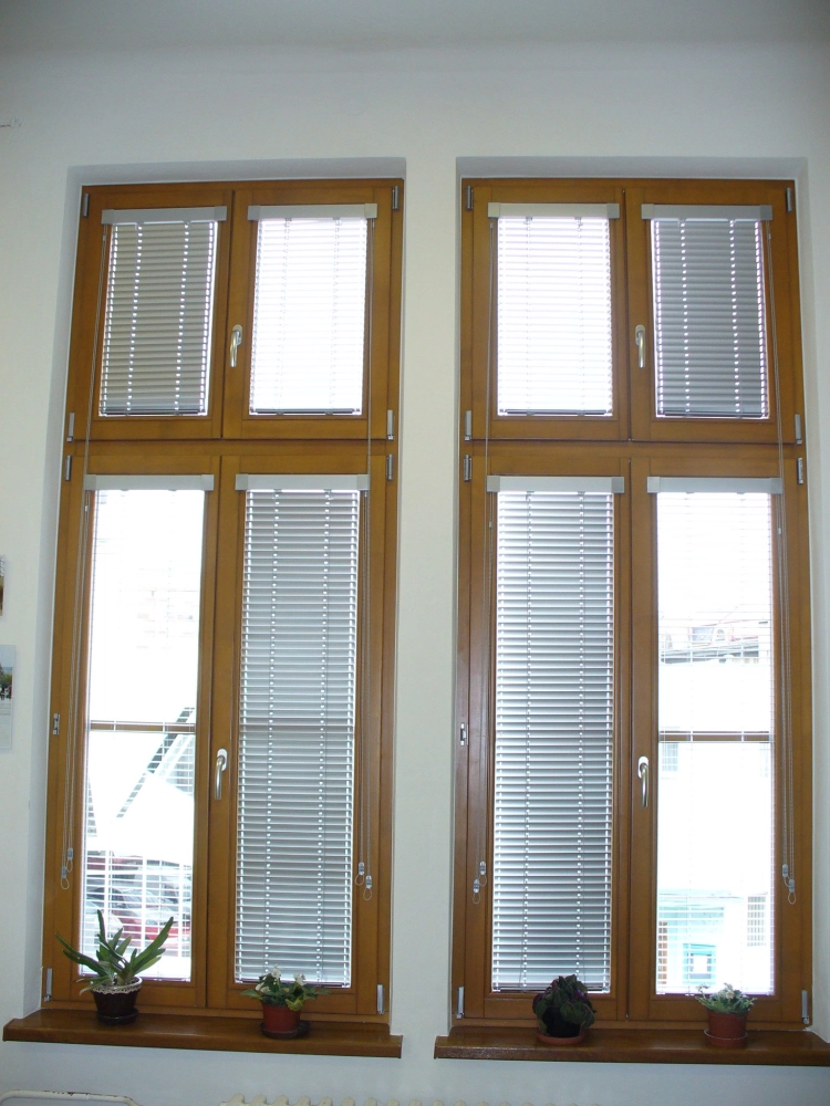 Druckwelt - Tuncay Denizci, Jalousien Isotra-System Klassische Referenz