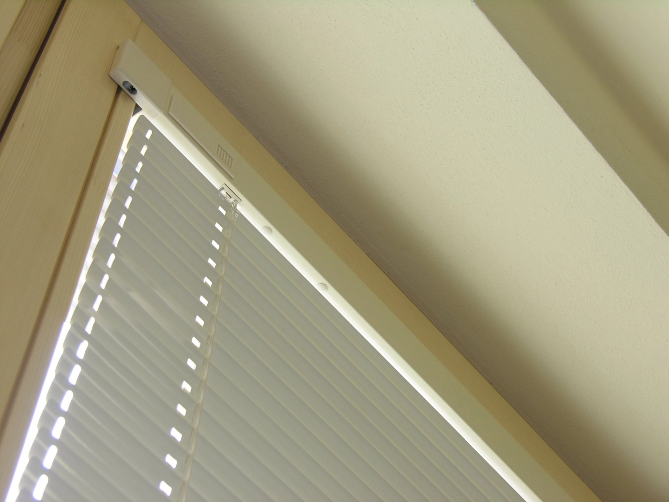 Druckwelt - Tuncay Denizci, Solarjalousie-Referenz